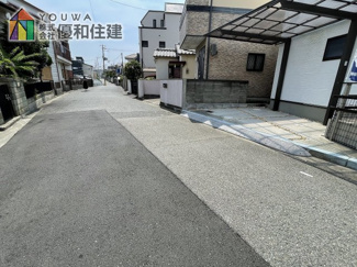 【前面道路含む現地写真】