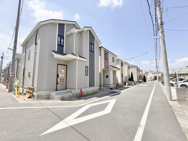 足立区六木２丁目　新築分譲住宅　全１１棟