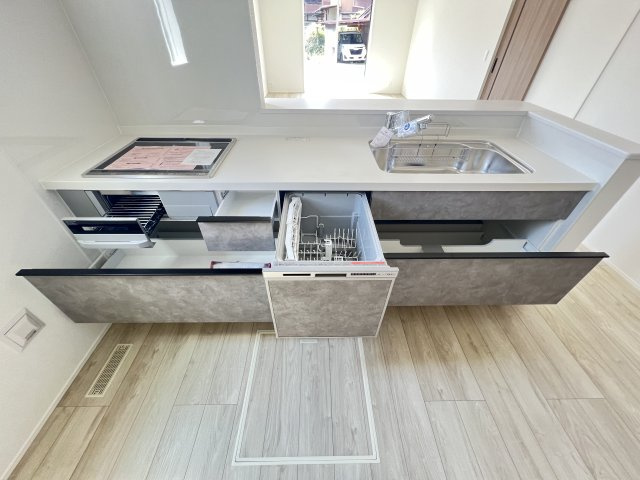 桜井西之宮24-1期全１棟のキッチン|IHクッキングヒーター