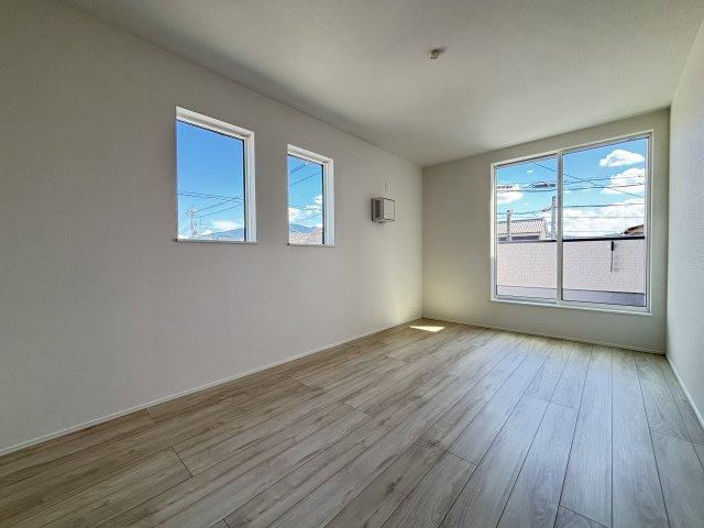 桜井西之宮24-1期全１棟の洋室|子供部屋にぴったり洋室6.5帖クローゼット付き