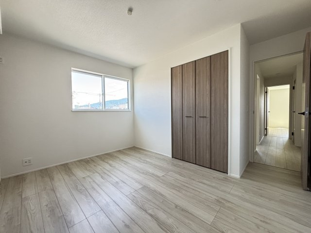 桜井西之宮24-1期全１棟の洋室|洋室6帖クローゼット付き