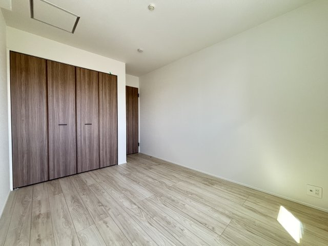 桜井西之宮24-1期全１棟のトイレ|２階 温水洗浄便座付きトイレ