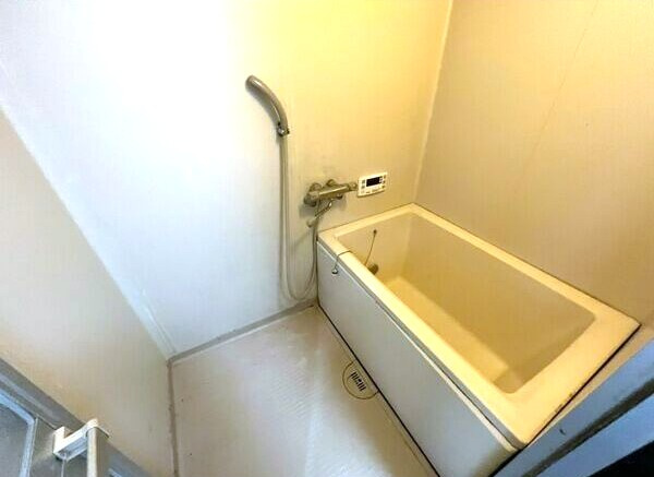 ミラベル元植田の浴室