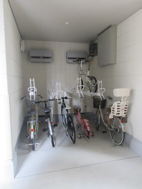 ザ・ヘーベルレジデンスの駐車場|★入居者専用自転車駐輪場★