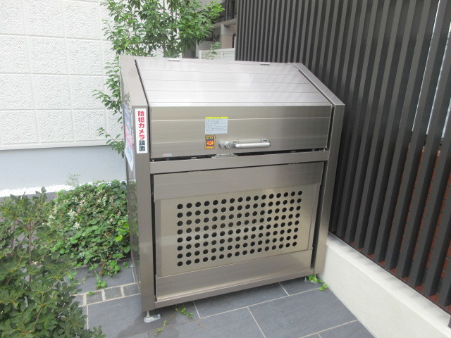 ザ・ヘーベルレジデンスのその他|★入居者専用ゴミストッカー★