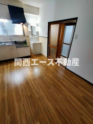  | 吉田３丁目貸家