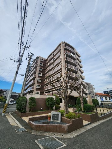 コアマンション博多南の外観|外観は落ち着いています
