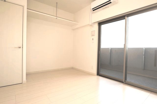 サヴォイレトワールセレステ　2階の居間・リビング