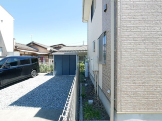 【周辺】 | 西側隣地境界