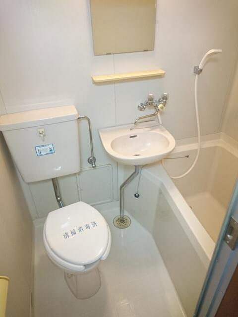 トイレと風呂シャワー