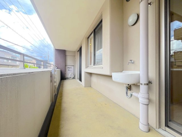 アーバンパレス春日一の谷のバルコニー