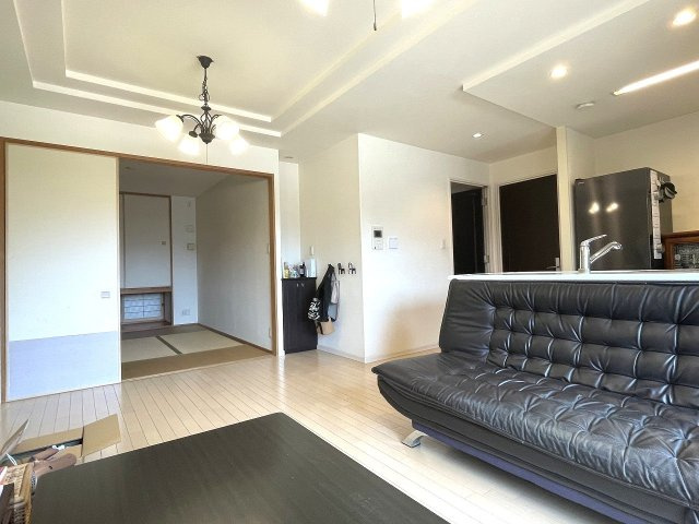 アルファステイツ広公園の居間・リビング|室内とても丁寧にお使いになられております！