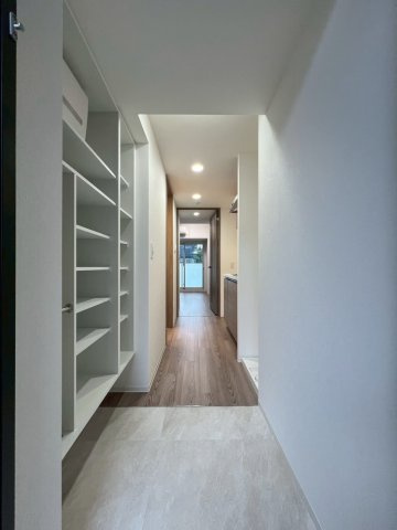 ルネフラッツ庄内通駅前　名古屋市賃貸　仲介手数料無料の玄関