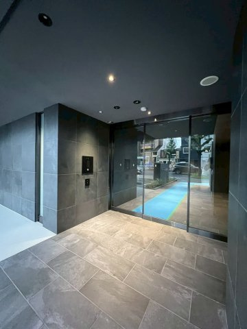 ルネフラッツ庄内通駅前　名古屋市賃貸　仲介手数料無料のエントランス