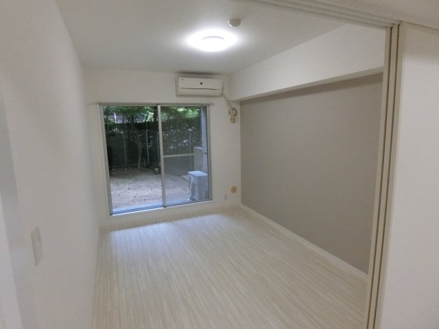 グランドメゾン須磨の洋室