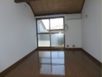 ジェネックスコートの居間・リビング