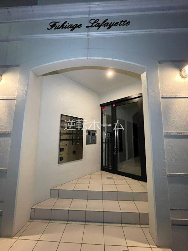 吹上ラファイエット　名古屋市賃貸　仲介手数料無料のエントランス