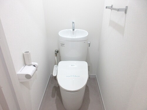 ライオンズマンション鶯谷第３のトイレ|トイレ