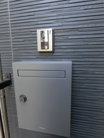 【エントランス】 | NY | メールボックス＆インターフォン