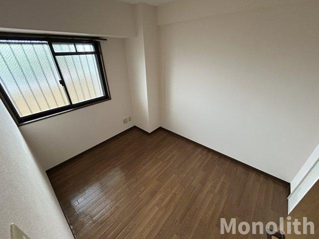 パストラル和泉の洋室