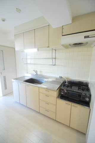 大阪市都島区東野田町１丁目の賃貸マンションのキッチン