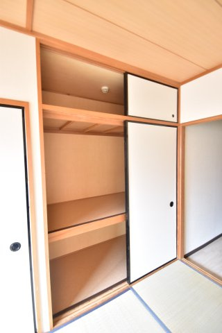 大阪市都島区東野田町１丁目の賃貸マンションの収納