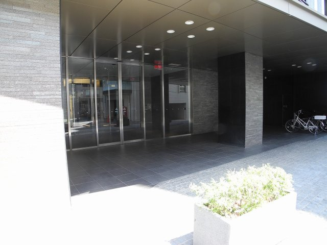 レグノ・セレーノのエントランス