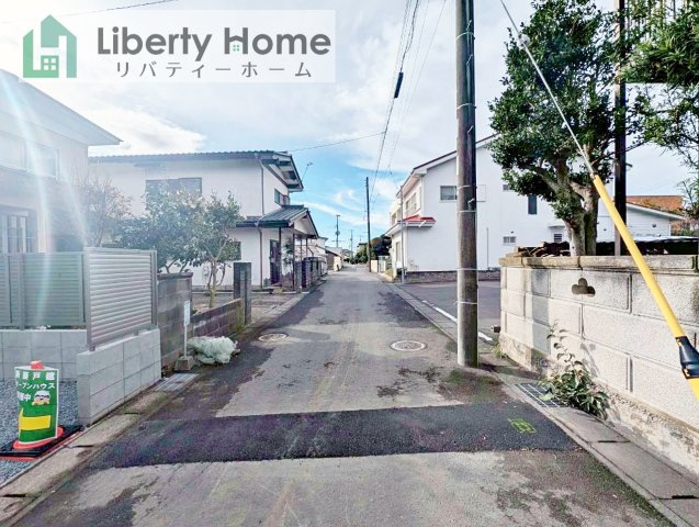 日立市相賀町1期　新築戸建の前面道路含む現地写真