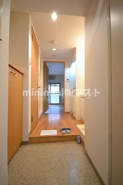 ラナップスクエア上本町の玄関