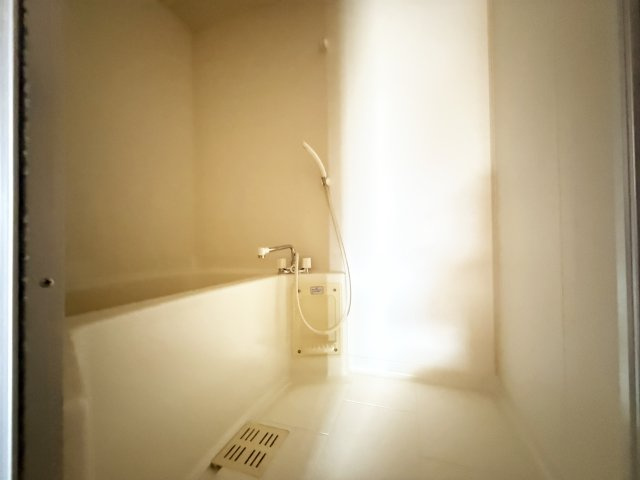 ハイツショウエイ2号館の浴室