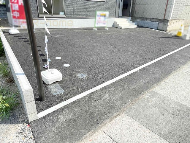 小山市立木第3　新築戸建て　1号棟の駐車場|カースペースは2台お停めいただけます♪