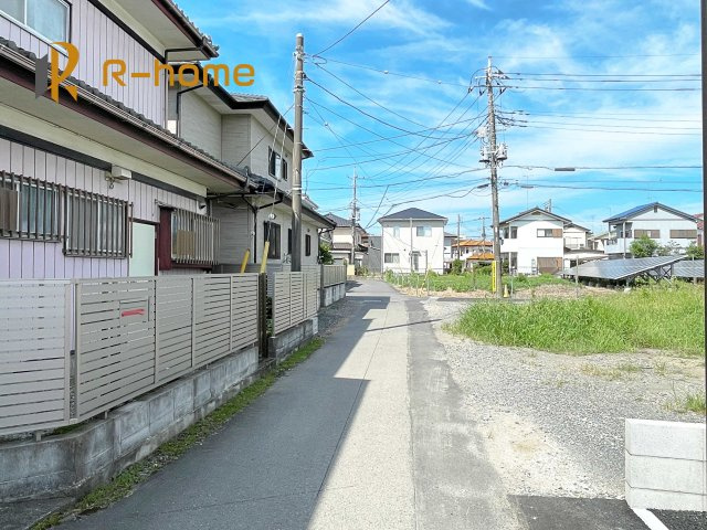 小山市立木第3　新築戸建て　1号棟の前面道路含む現地写真|堂々！建物完成♪実際のお部屋をご見学可能です♪
ご見学が一番の資料！お気軽にお問い合わせ下さい♪
