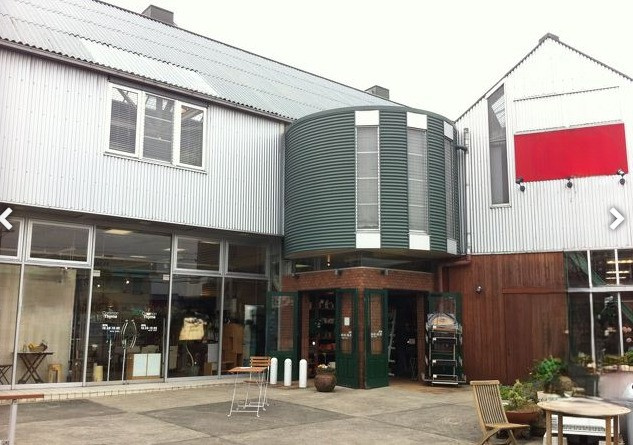 草津市新浜町の店舗事務所