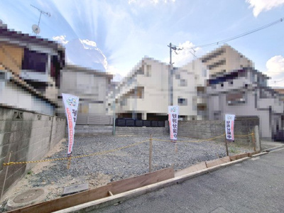 【外観】 | 高槻市千代田町　新築戸建て♪ | 【現地写真】
現状更地！前面道路約４ｍ、間口約10.38ｍ♪