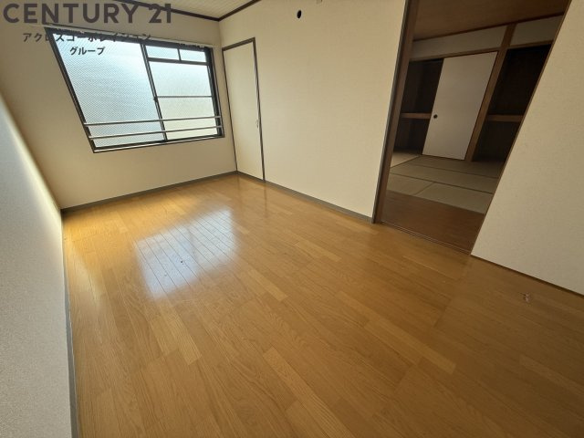 床色が明るい色合いでとても綺麗です