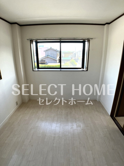【寝室】 | サニーパレス北野Ｃ | 使い勝手のいい寝室です