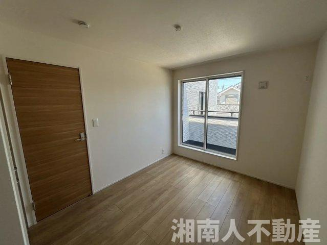 横須賀市森崎４丁目１７４８－６４新築戸建ての洋室|個人の部屋や寝室として使える洋室です