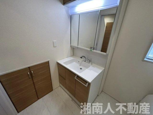 横須賀市森崎４丁目１７４８－６４新築戸建ての独立洗面台|使いやすい独立洗面台です