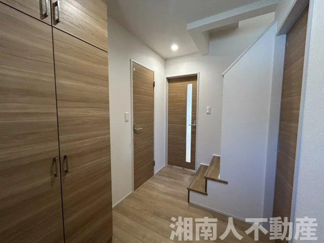 横須賀市森崎４丁目１７４８－６４新築戸建ての玄関|玄関です