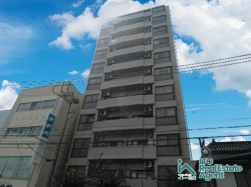 ルミエール聚楽の外観