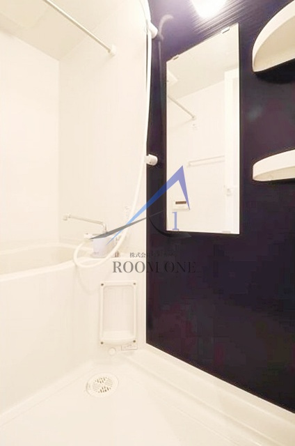 Ｐｏｄ　ｃｒｅｓｔ　Ｉの浴室|お風呂です。