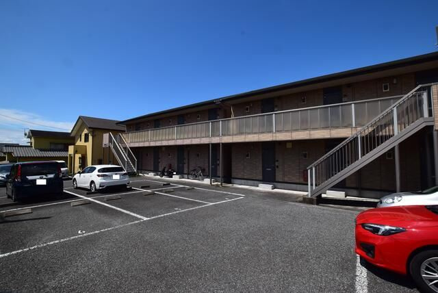 エストライフ駿河台の外観