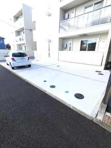 D-ROOM都賀2丁目I棟の駐車場