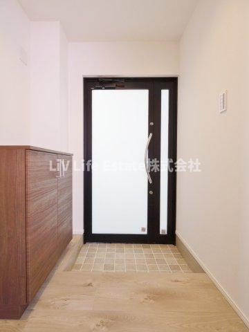 荒川ビルの玄関