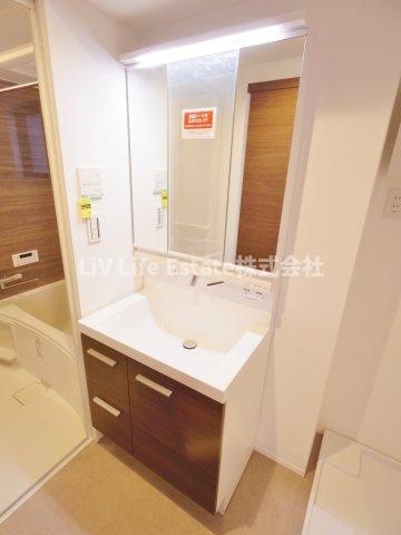 荒川ビルの洗面所