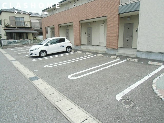 ドリームエイト　　　刈谷市の賃貸ならクラスホーム刈谷店の駐車場