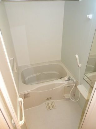 サンリット三好の浴室