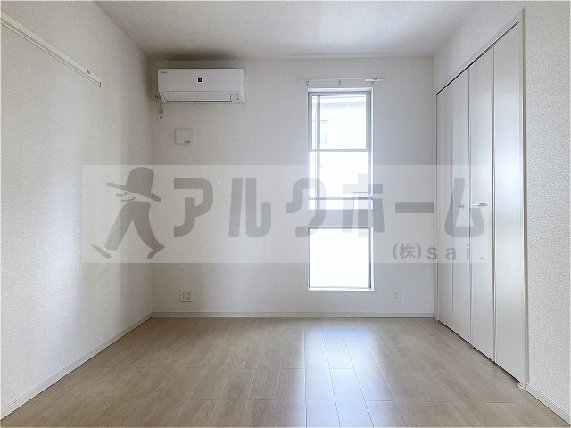 グランド ソレイユⅡの洋室