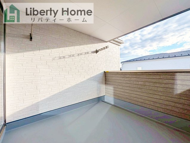 境町第6　新築戸建　１号棟のバルコニー