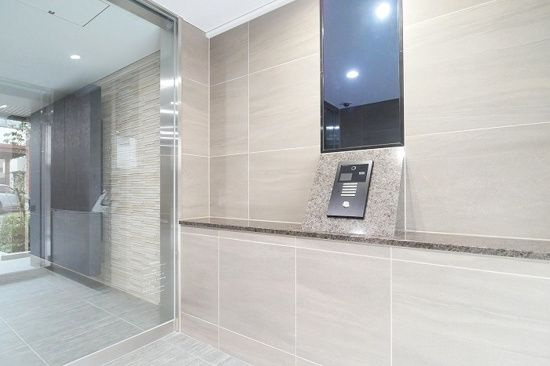 LUMEED　CUBE　菊川　PREMIUMのロビー